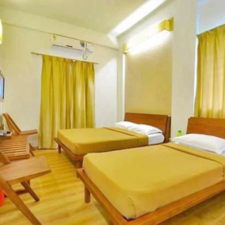 Hotel Holiday Home Bangalore Ngoại thất bức ảnh