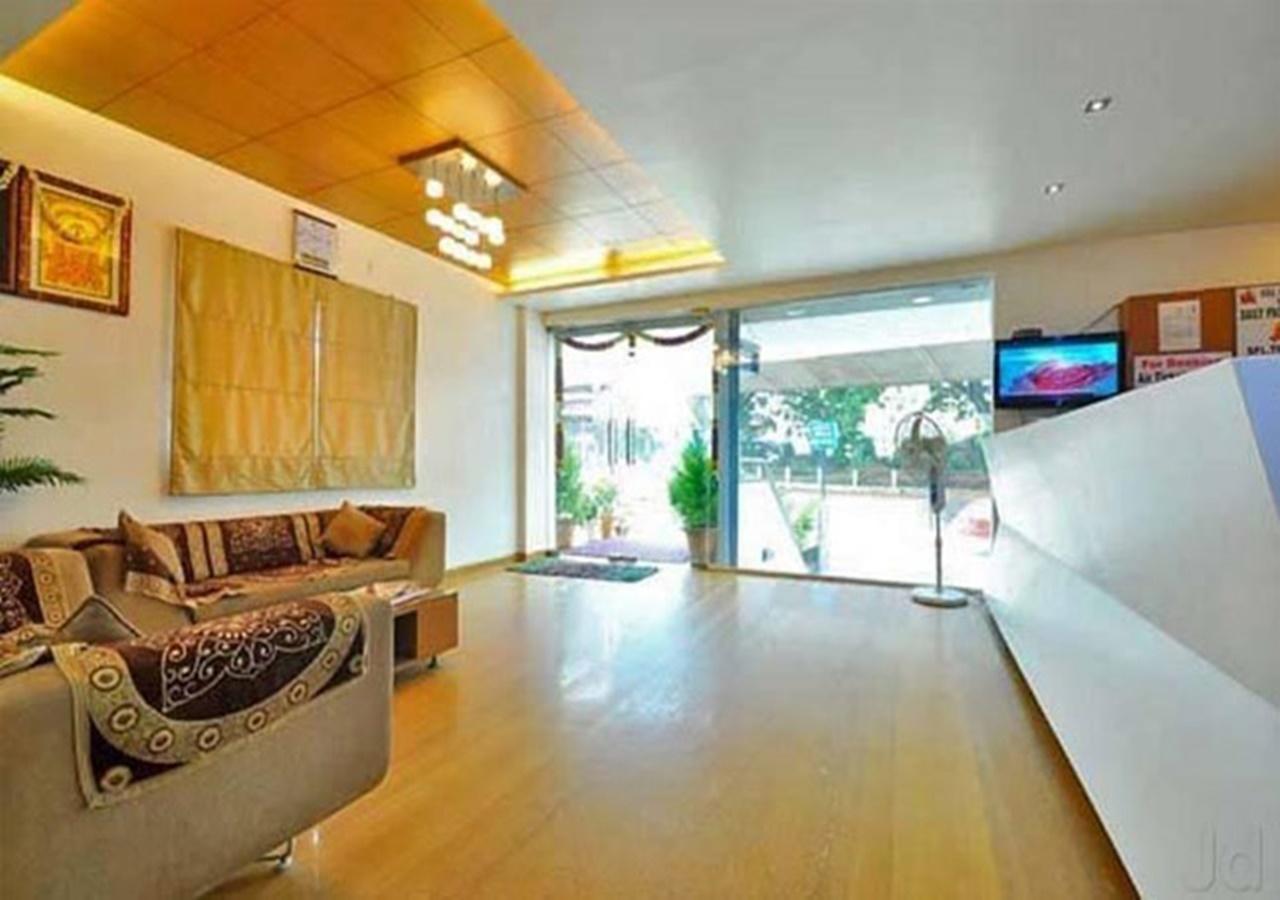 Hotel Holiday Home Bangalore Ngoại thất bức ảnh