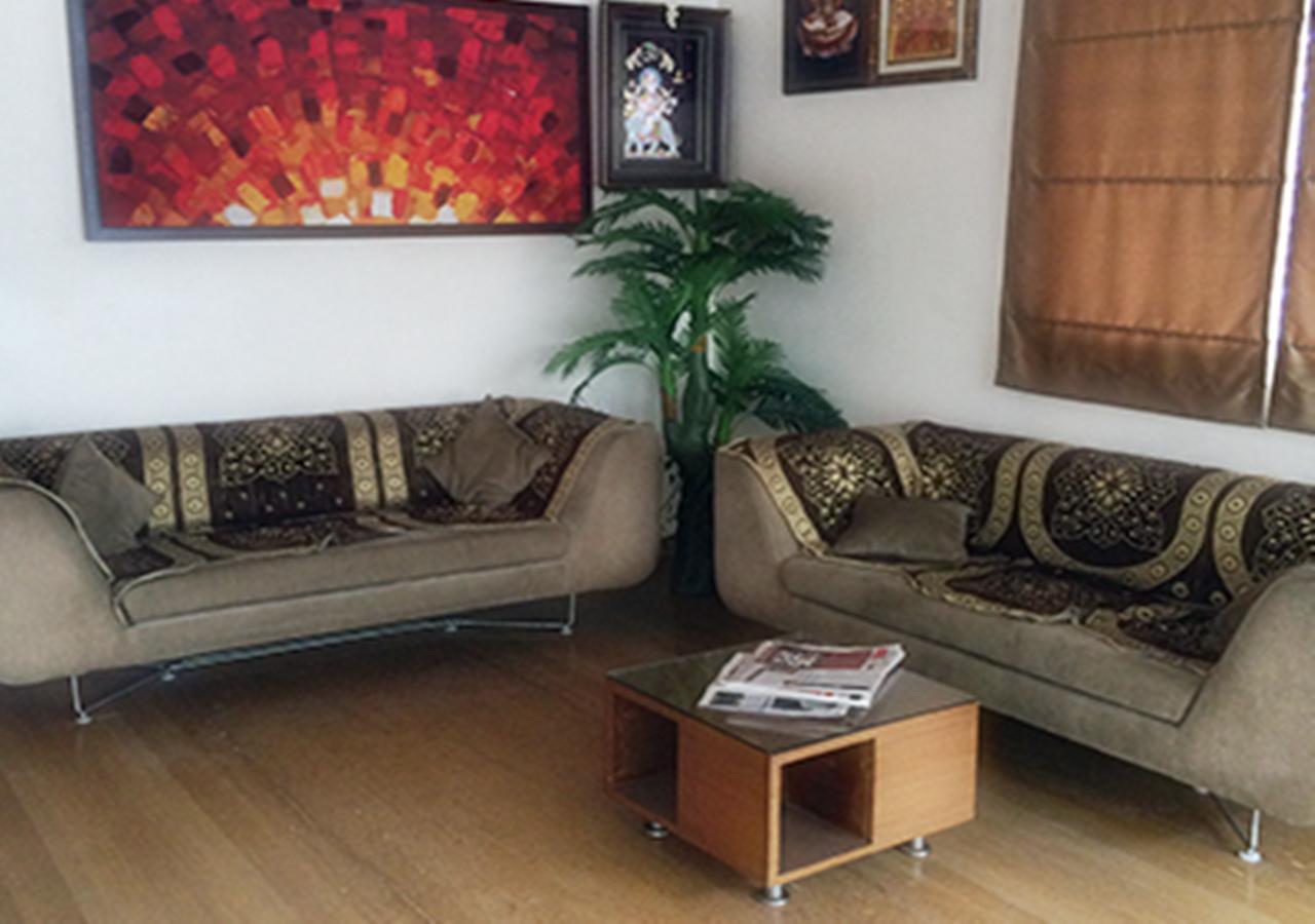 Hotel Holiday Home Bangalore Ngoại thất bức ảnh