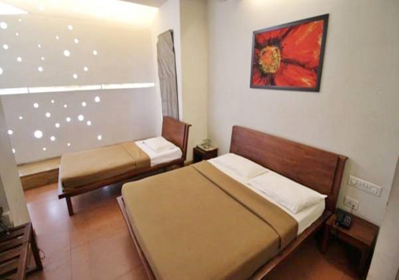 Hotel Holiday Home Bangalore Ngoại thất bức ảnh
